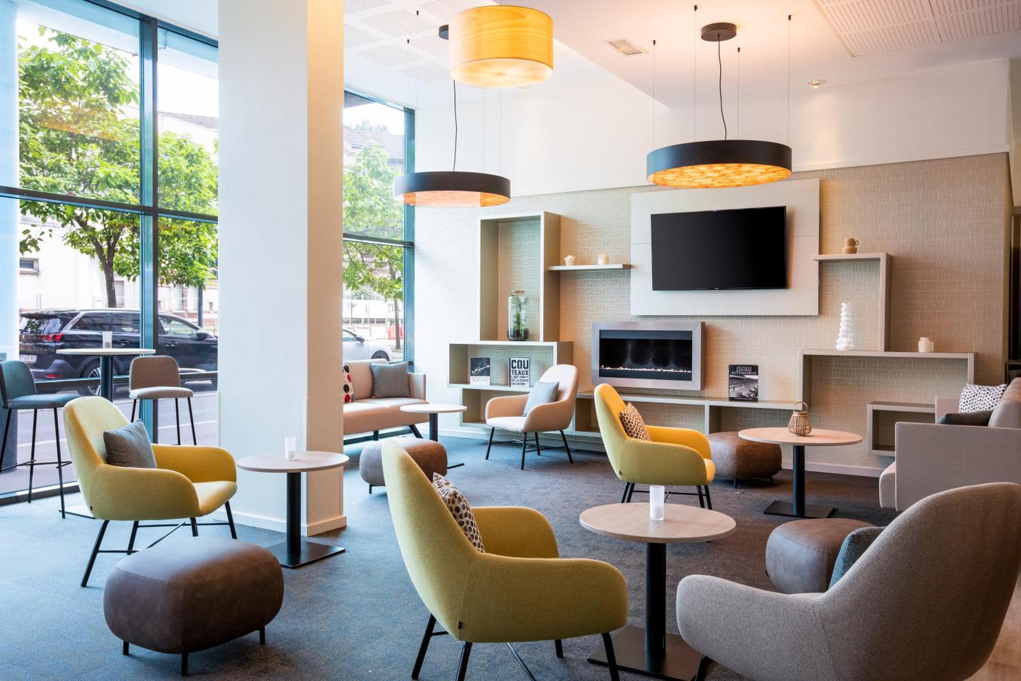 Courtyard By Marriott Paris Saint Denis Hotel Ngoại thất bức ảnh